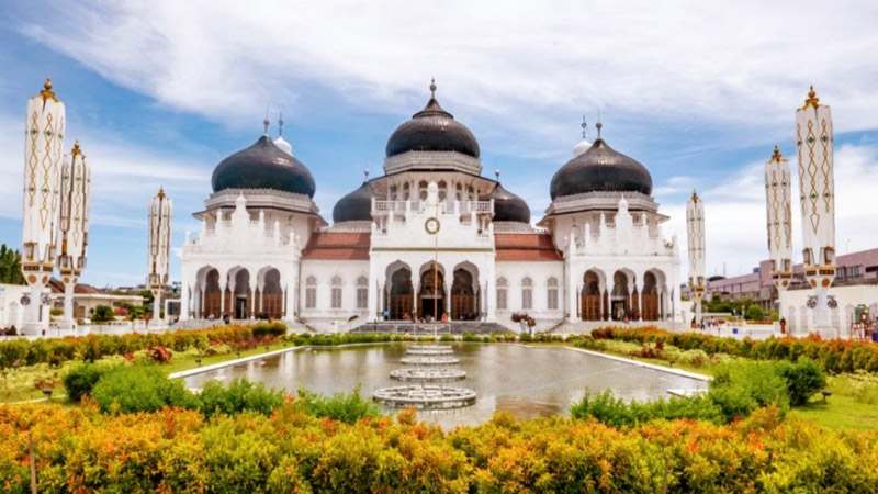 Masjid Raya Baiturrahman Aceh Memiliki Bangunan=arsitektur Unik